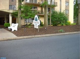 412 Chestnut Pl, Cherry Hill, NJ 08002