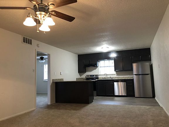 2nd image of 1040 McKinley St APT D