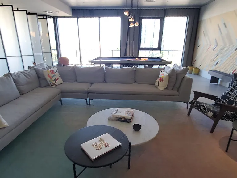 3401 NE 1st Ave — Photo 19