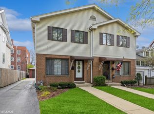312 W Calendar Ave, La Grange, IL 60525