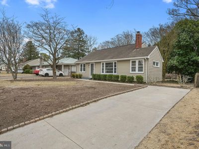 740 E Division St, Dover, DE, 19901