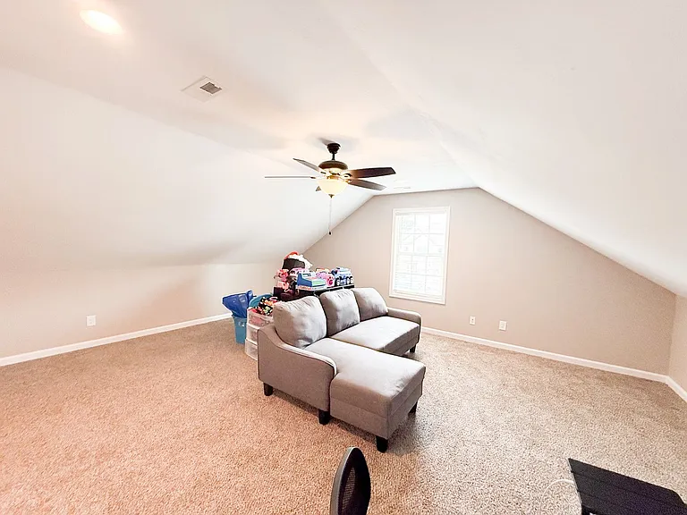 1727 Oak Forest Dr — Photo 15