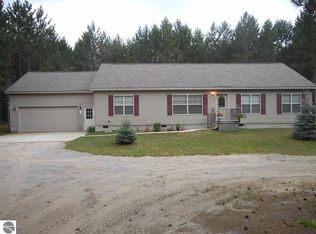 9320 Green Tree Dr SE, Fife Lake, MI 49633