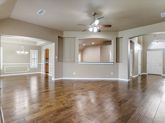 4th image of 5524 Flynn Ct