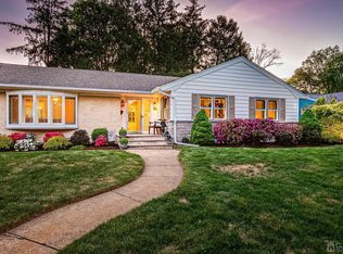 7 Buchanan Rd, Metuchen, NJ 08840