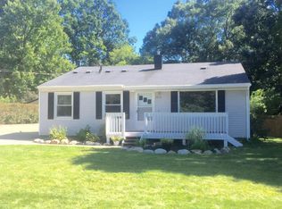 5228 Larkin Ave NE, Comstock Park, MI 49321
