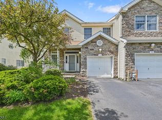 96 Jillian Blvd, Parsippany, NJ 07054