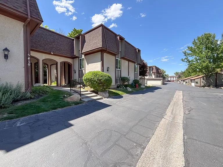 5440 S Willow Ln #E — Photo 15