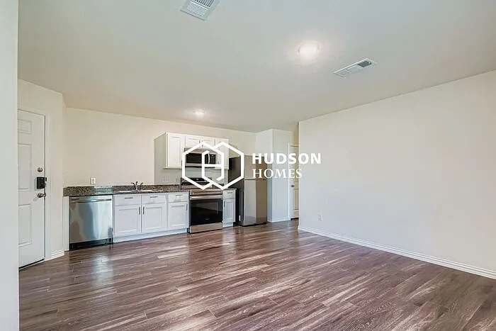 8346 Tidwell Rd #B — Photo 7