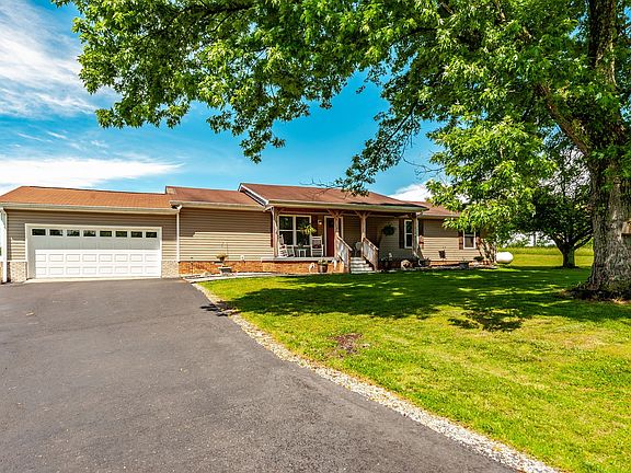 4th image of 700 Newton Ln