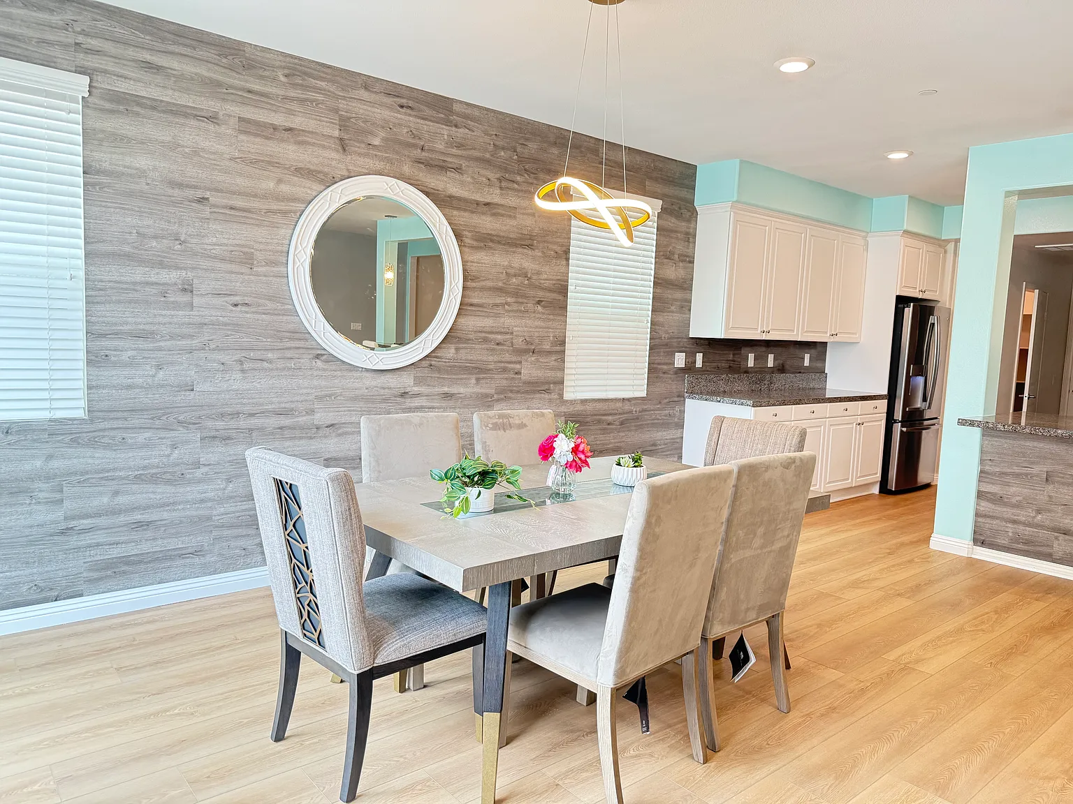 5 bed, 3.5 bath, 3400 sqft, $4,800 — Photo 4