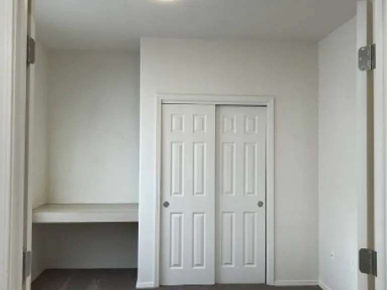 618 Windemere Cir — Photo 9
