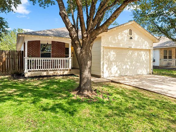 3rd image of 15016 Stave Oak Ln
