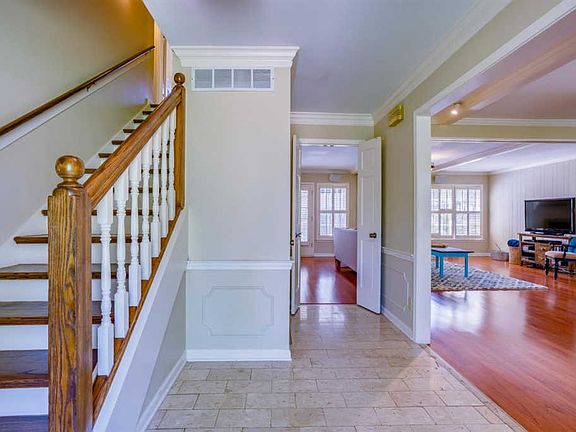 5th image of 8655 Grove Row Dr