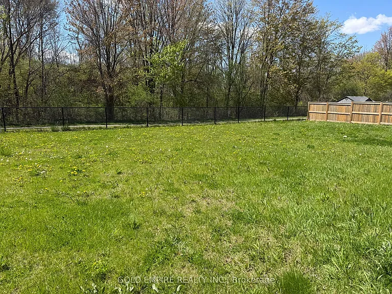 2004 Evans Blvd #UPPER — Photo 16