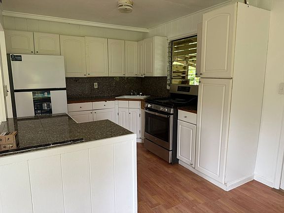 3rd image of 17-4046 Kukui Camp Rd