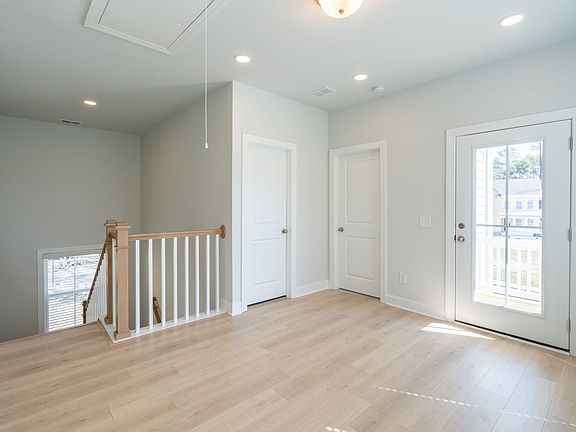 7th image of this home