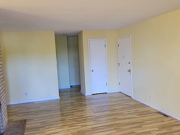 4th image of 8718 Metcalf Ave APT 103