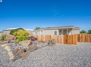 215 NE 6th St, Irrigon, OR 97844