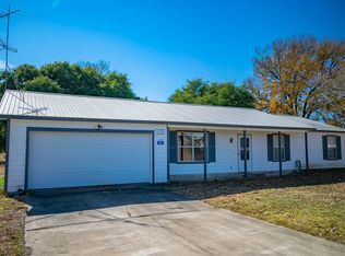 878 Rust Ranch Rd, Blanco, TX 78606