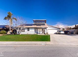 6120 Phyllis St, Bakersfield, CA 93313