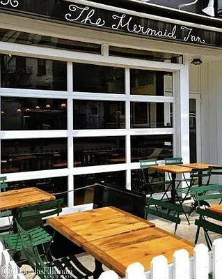 Rented by Douglas Elliman | media 14