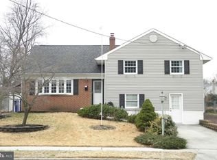 36 Linden Rd, Burlington, NJ 08016