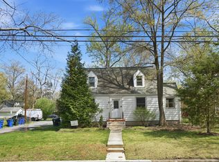 7211 Dartmouth Ave, College Park, MD