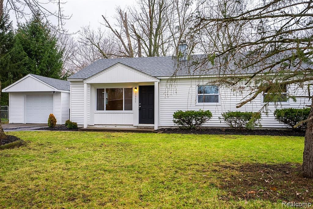 37955 Emery St, Clinton Township, MI 48036 Zillow