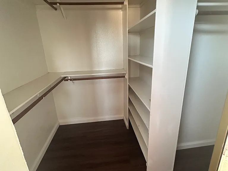 480 Gonzalez St — Photo 18