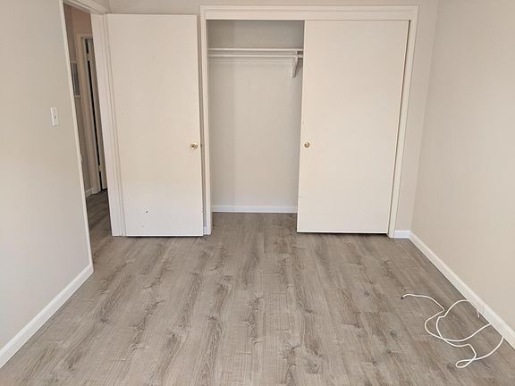 5th image of 3114 1/2 Dickens St