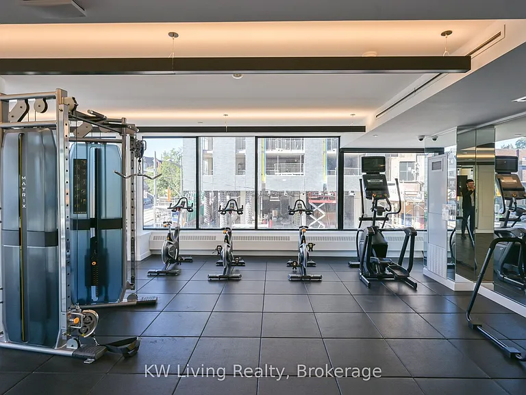 185 Alberta Ave #303 — Photo 42