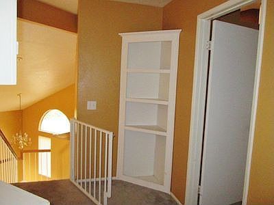 4th image of 1423 Vanessa Ln