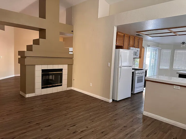 5904 Alimar Dr — Photo 19