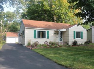 306 N 8th St, River Falls, WI 54022