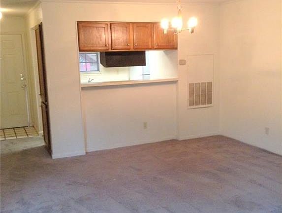 3rd image of 1510 W North Loop Blvd APT 115