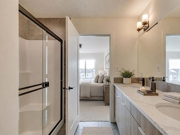 5th image of 195 NE Belvedere Dr SE #802