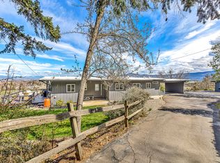 2122 Skyview Dr, Medford, OR 97501