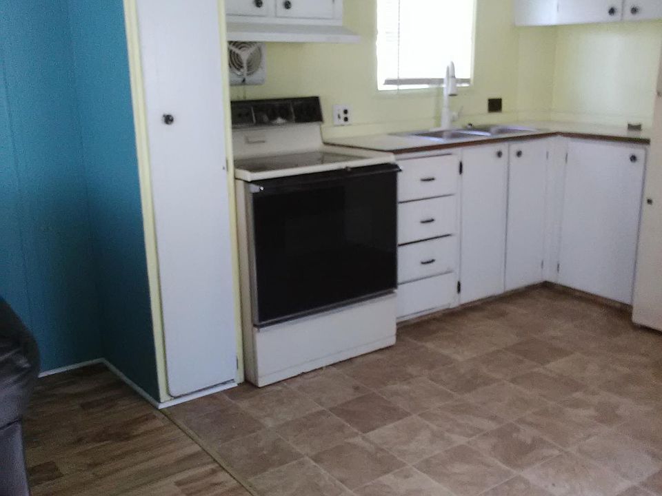 kitchen light and bright