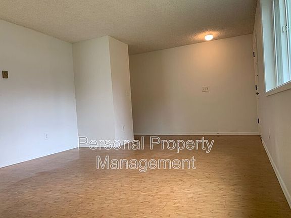 5th image of 14521 NE Juniper Ave