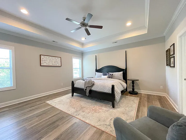 455 Aurora Pl — Photo 15