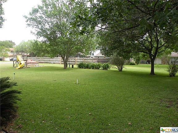 5th image of 1721 Willow Ln