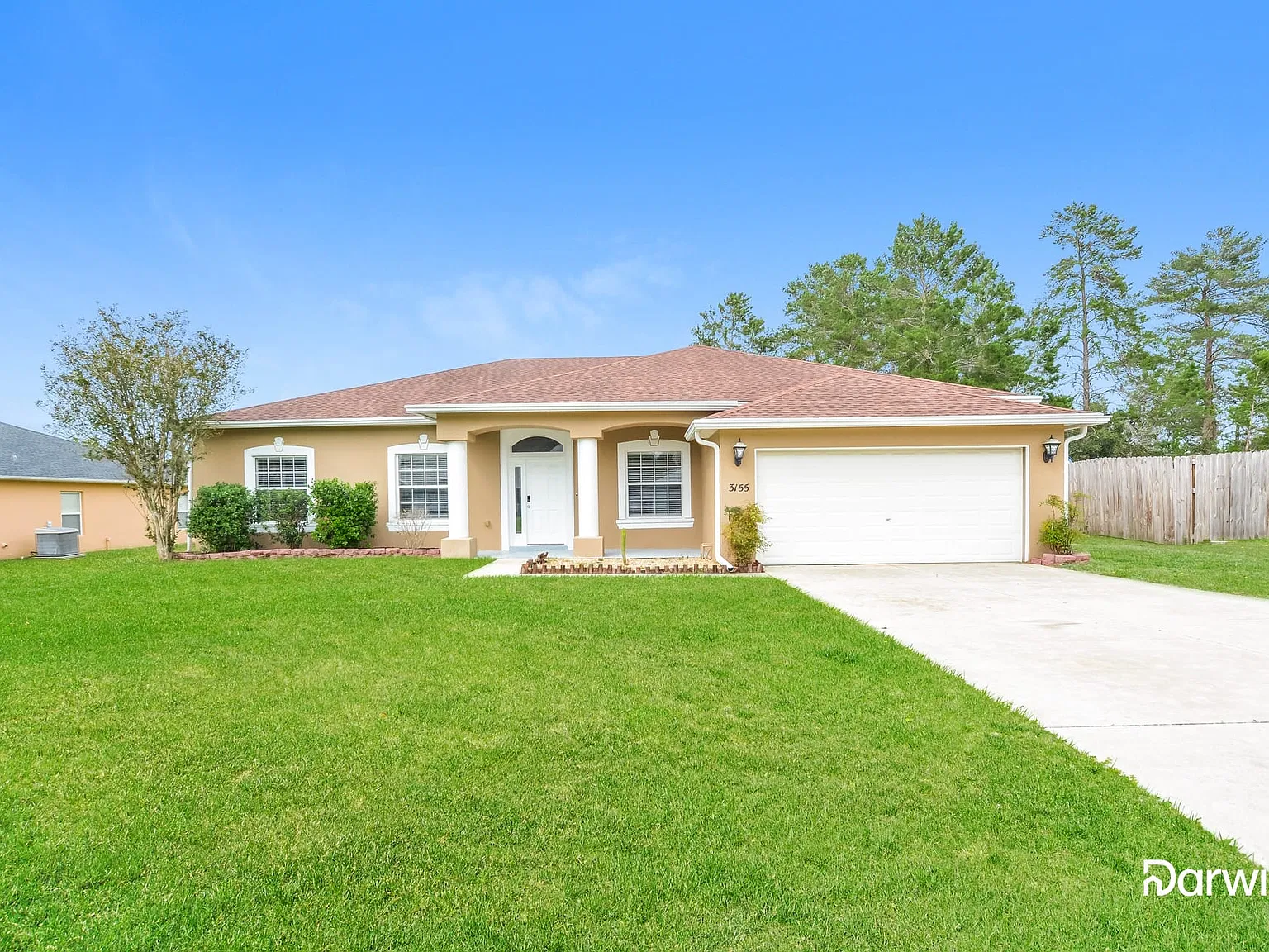 3 bed, 2.0 bath, 2152 sqft, $2,095 — Photo 1
