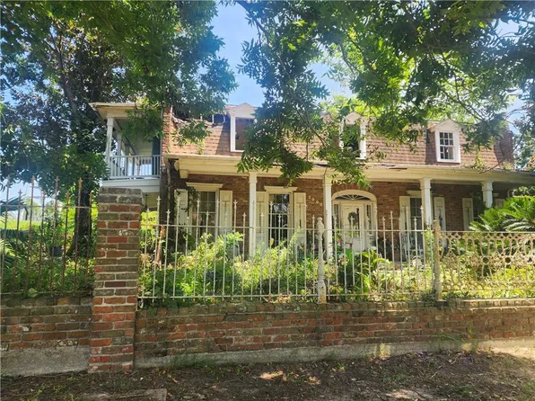 2900 Pittari Pl, New Orleans, LA 70131