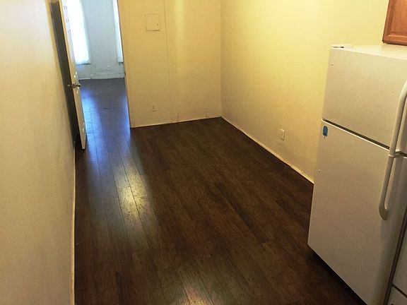 3rd image of 11-20 47th Ave #1