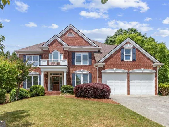 1355 Chattahoochee Run Dr, Suwanee, GA 30024