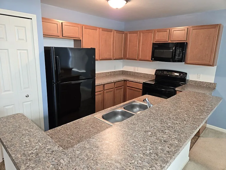29949 Fox Run Cir #1 — Photo 9