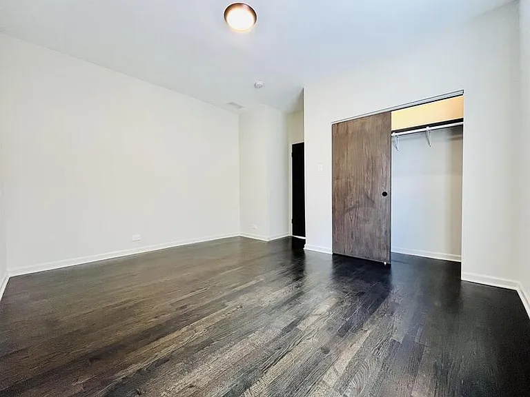 1371 S California Ave #2W — Photo 22