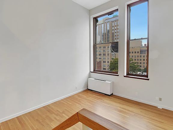 4th image of 305 2nd Ave APT 509