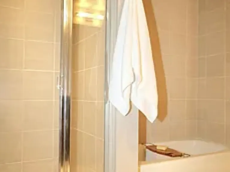 1900 SW River Dr #108 — Photo 29